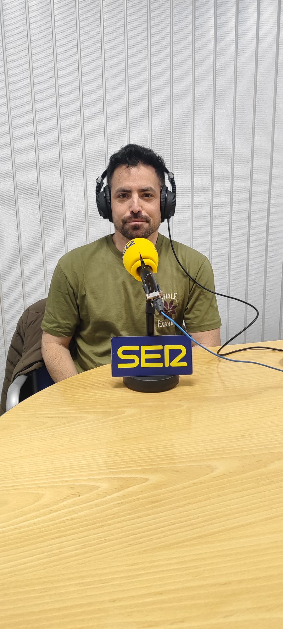 Francisco Albert, concejal de deportes, en los micrófonos de Ser Aragón Oriental.