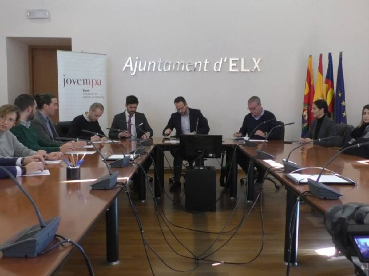 El Ayuntamiento renueva su convenio con Jovempa para fomentar el emprendimiento