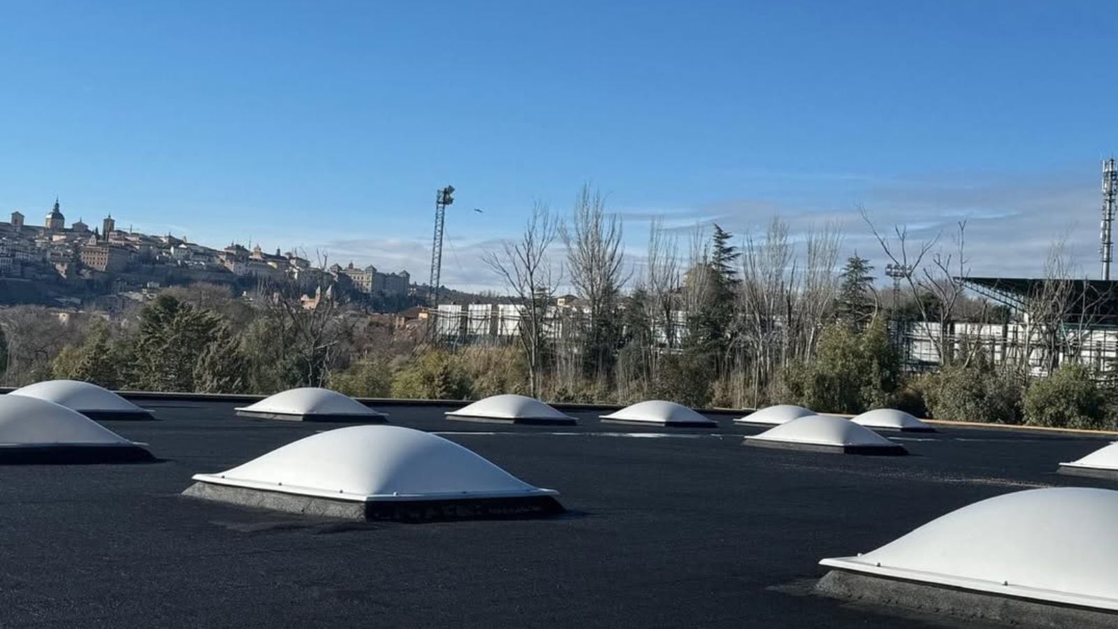 Los primeros trabajos de impermeabilización del Javier Lozano funcionan