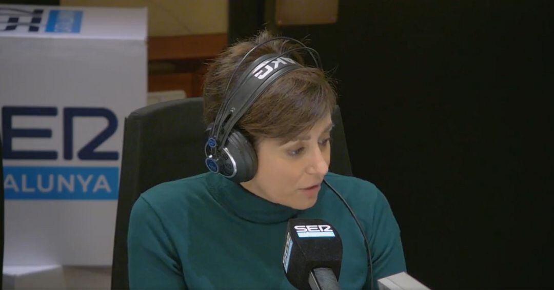 Isabel Rodríguez en los estudios de SER Catalunya