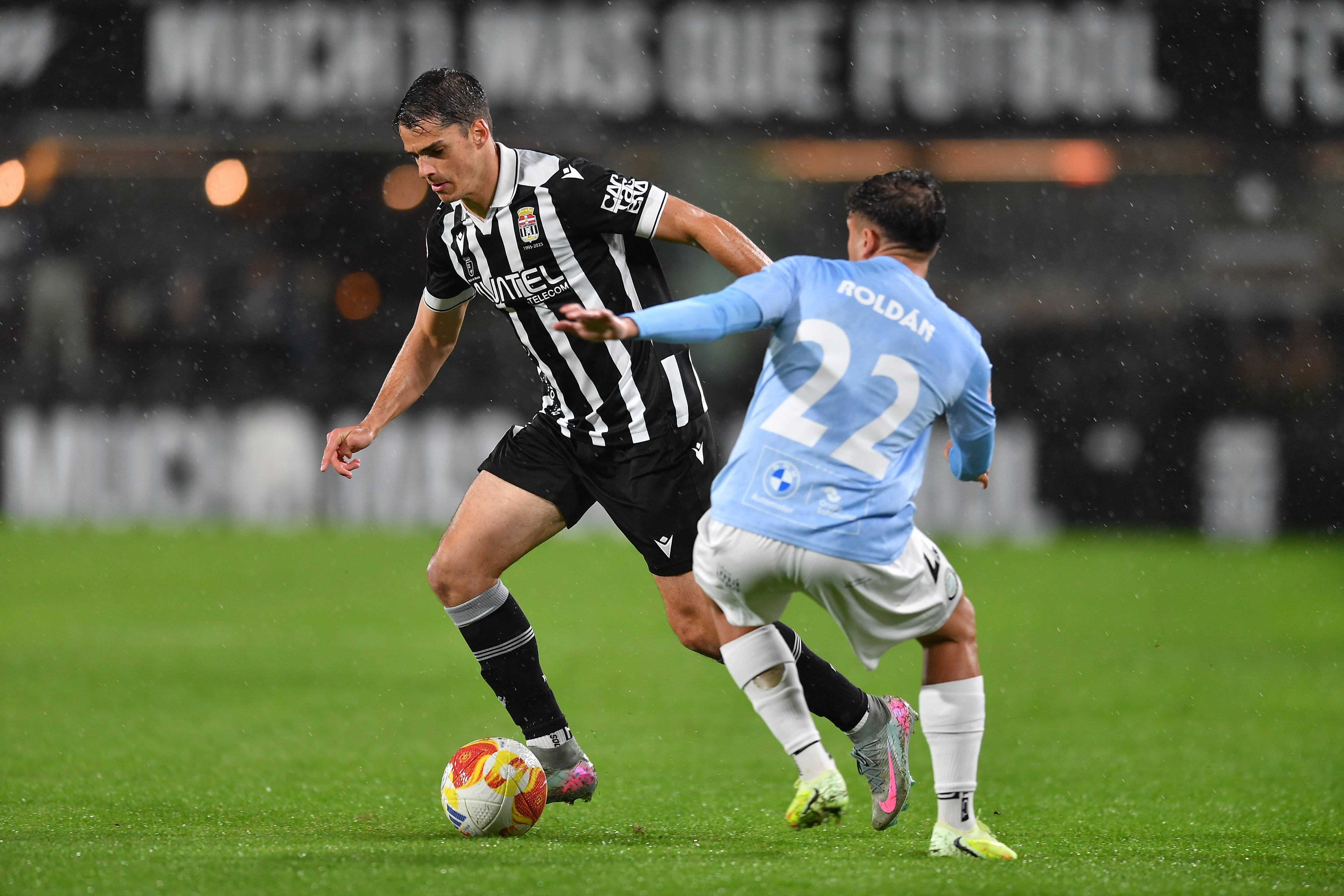 Nil Jiménez durante el partido contra el Torremolinos