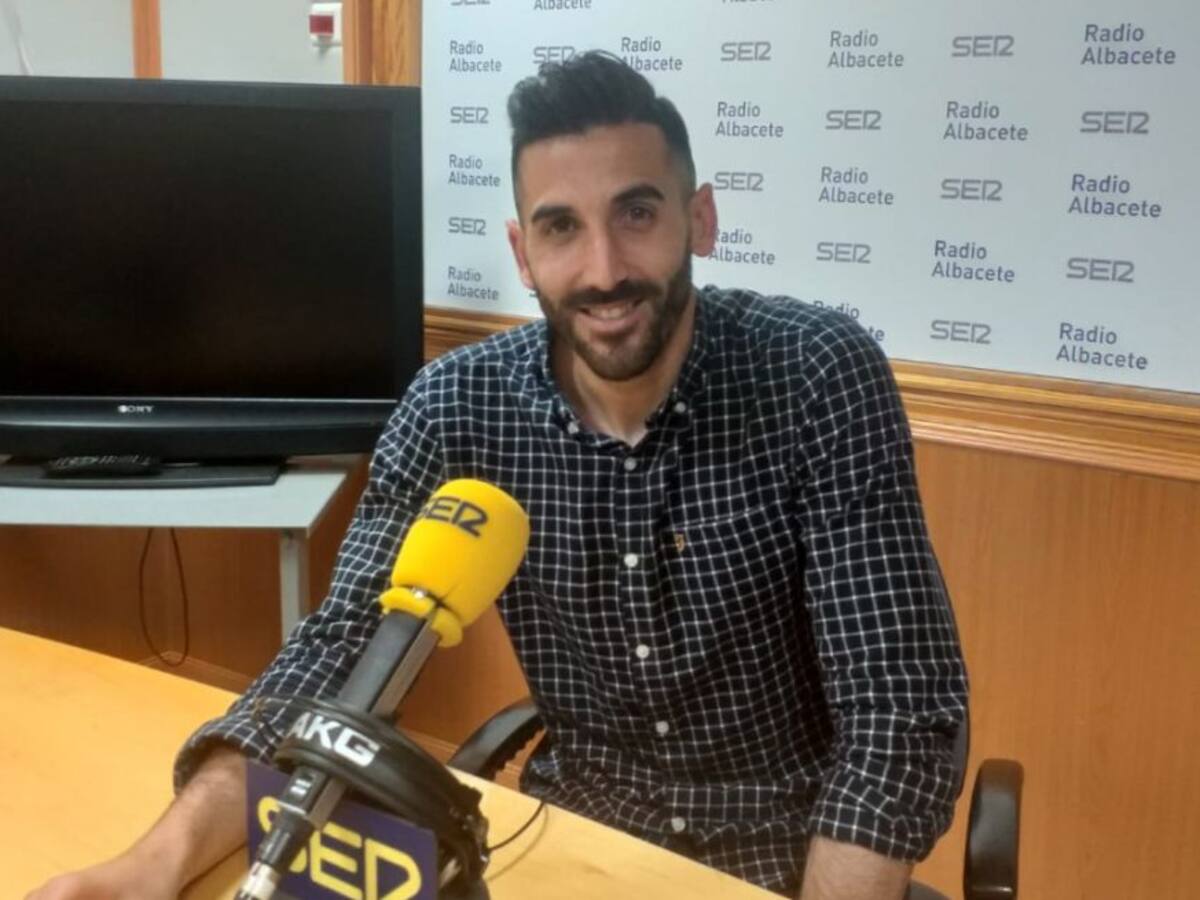 "No voy a forzar ninguna situación, los clubes tendrán que ponerse de acuerdo si existe alguna propuesta"