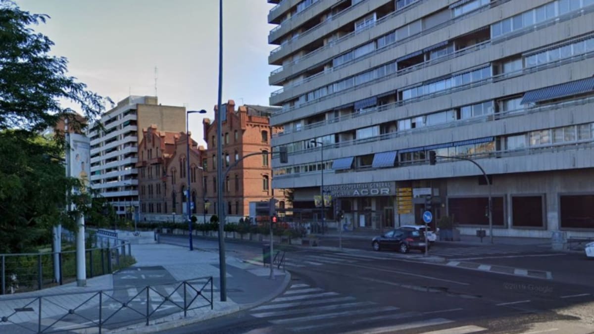 Comienzan las obras para recuperar el segundo carril en Isabel La Católica