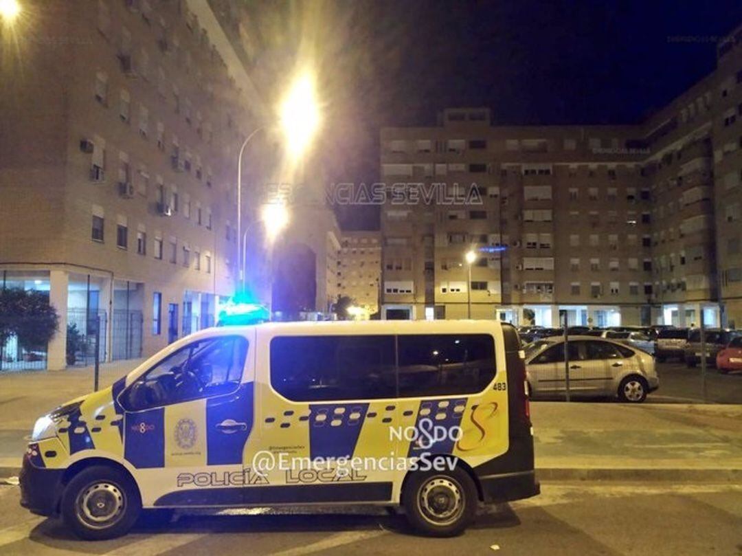 Un coche de la Policía local de Sevilla