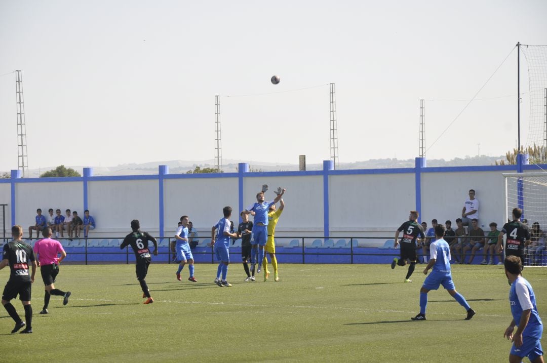 Imagen del partido disputado el domingo en el municipal Fernández Marchán