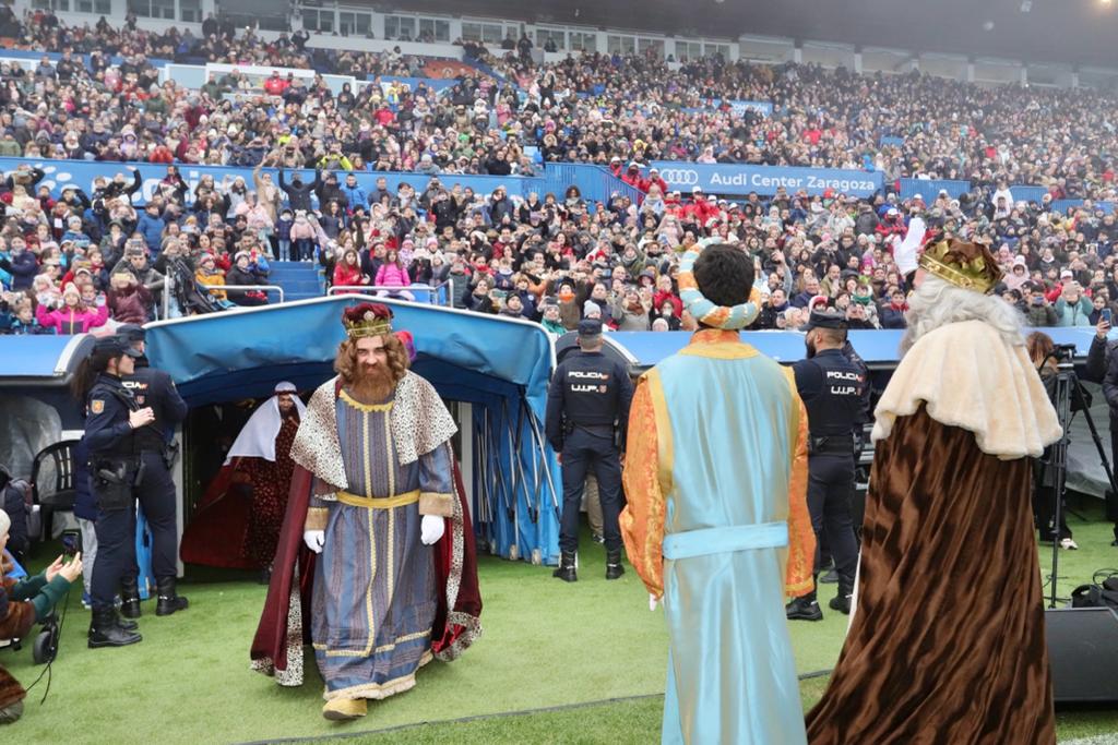 Los Reyes Magos llegan al Estadio de la Romareda