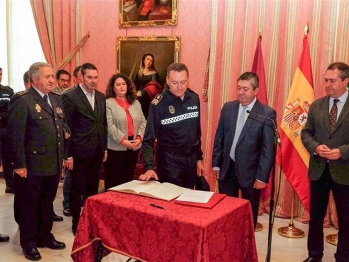 El jefe de la policía local de Sevilla renuncia al cargo y vuelve a la Guardia Civil