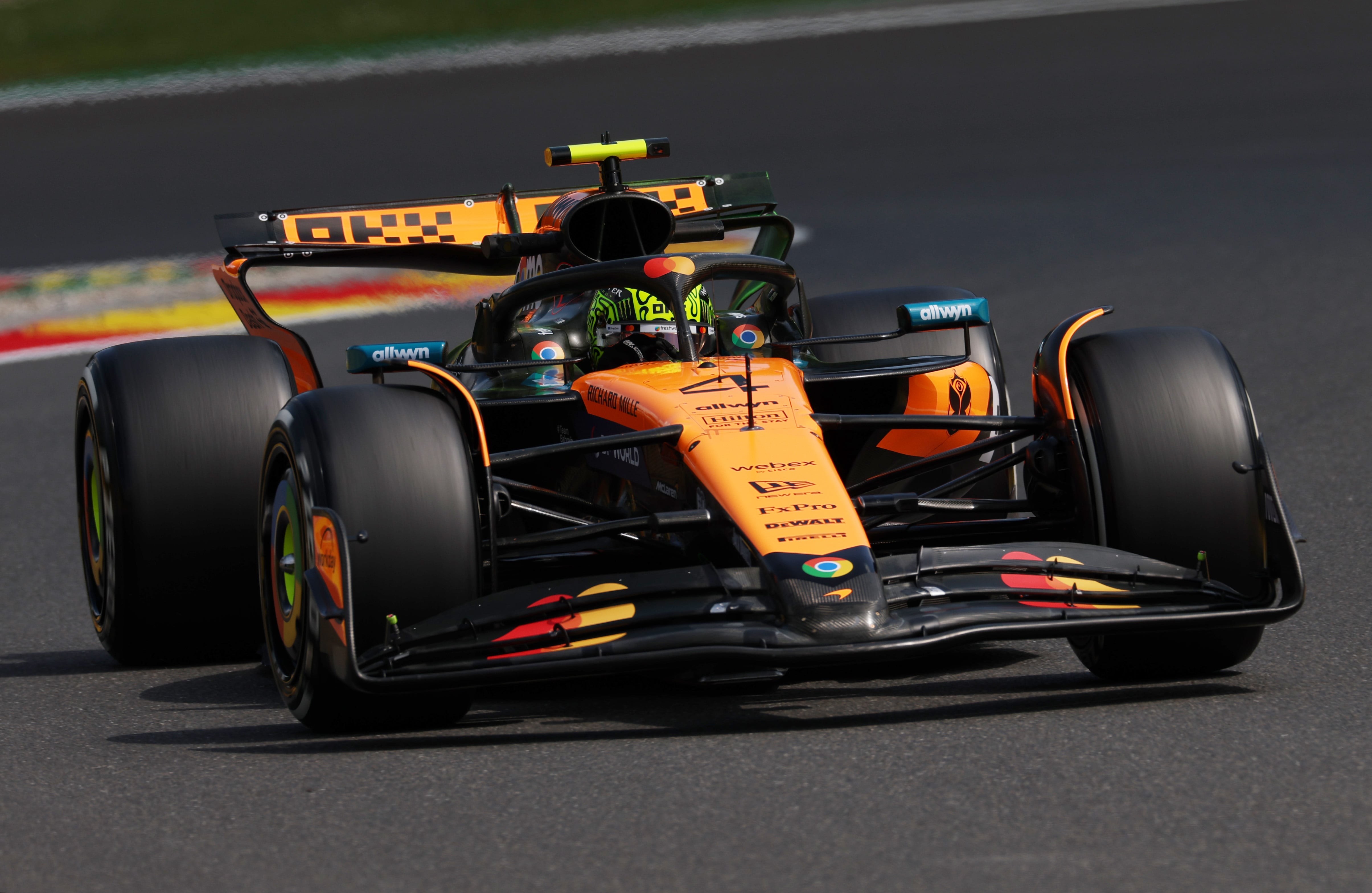 Lando Norris durante los entrenamientos libres en Spa-Francorchamps(Photo by Ryan Pierse/Getty Images)