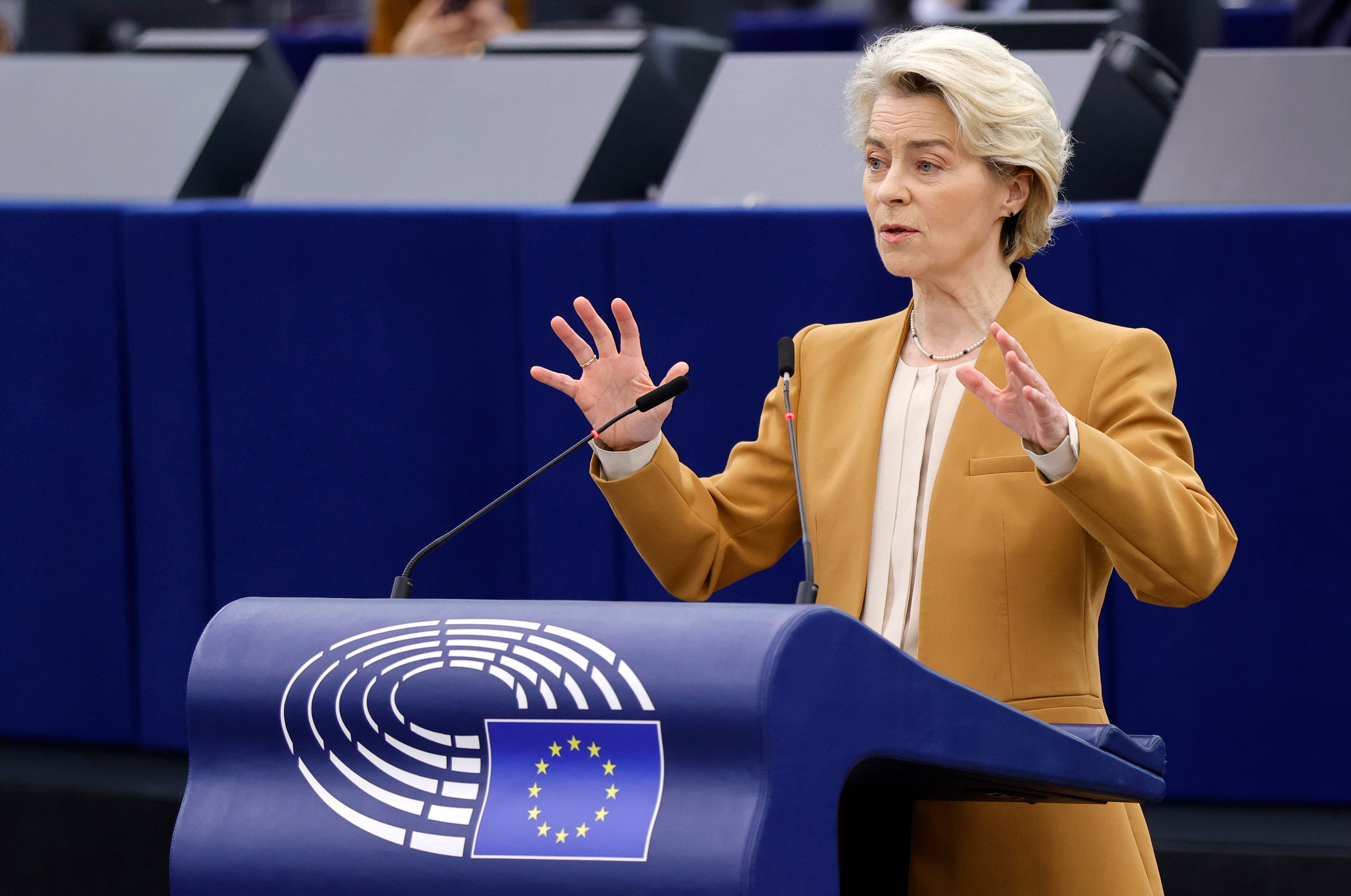 La presidenta de la Comisión Europea, Ursula von der Leyen, durante su intervención en la Eurocámara de Estrasburgo.