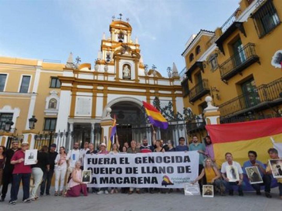 Asociaciones memorialistas en una imagen de archivo