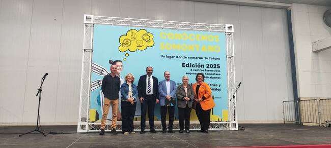 Kino Rafel, Elena Cidad, Fernando Torres, José Antonio Pérez, María Carmen Obis y Silvia Ramírez.