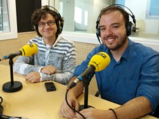 Carlos Cano y Hernán Milla, dos de los autores de Canciones y Palabras en la SER