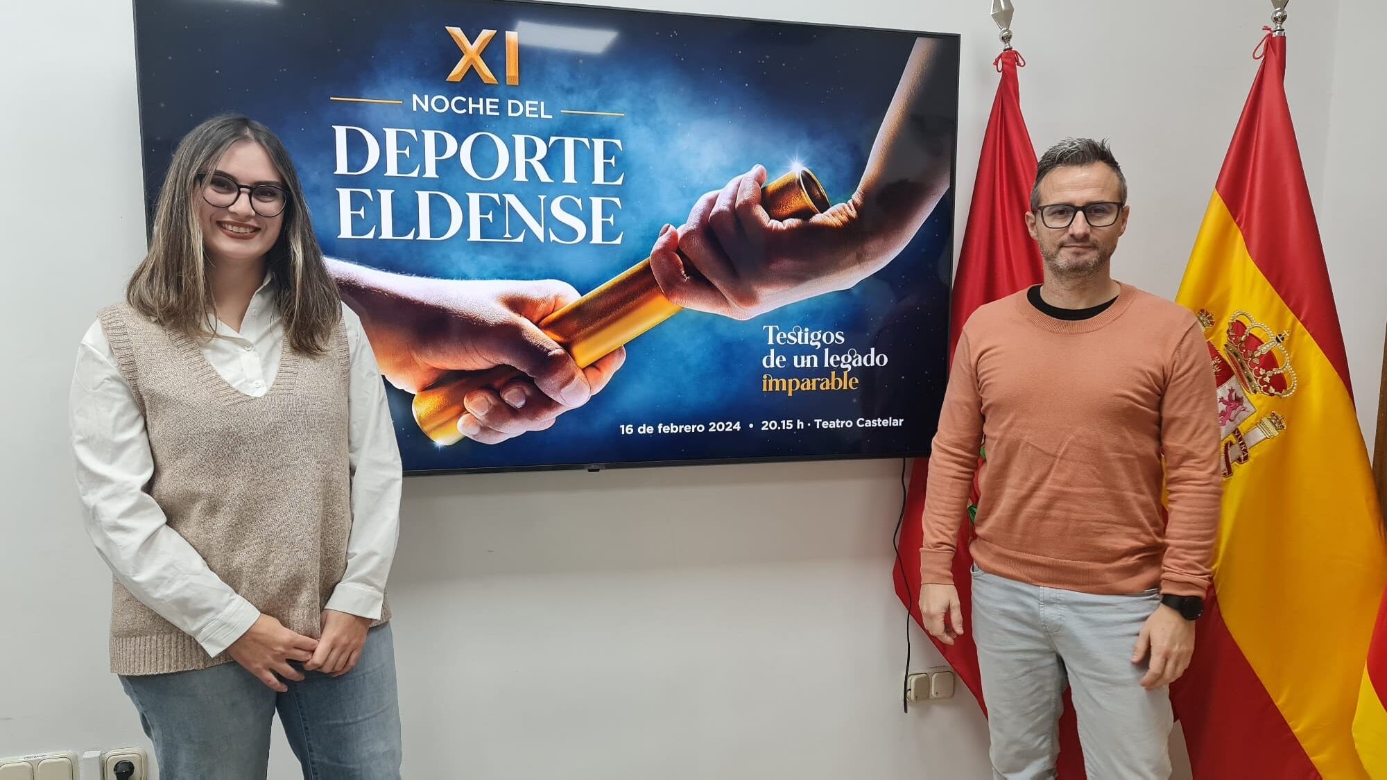 María Gisbert, edil de Deportes de Elda, con el coordinador del área, Chema Martínez