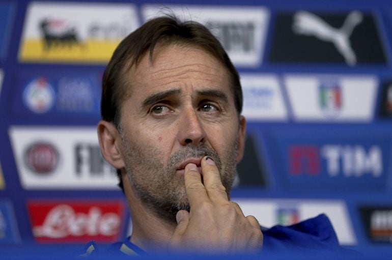 El seleccionador español de fútbol, Julen Lopetegui, durante la rueda de prensa en Turín.