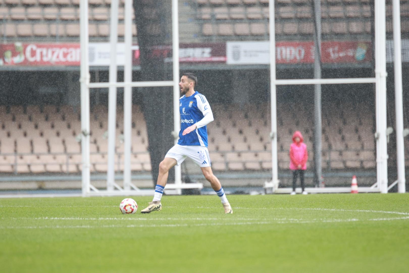 El Xerez CD no pasó del empate frente al Almería B en una tarde lluviosa