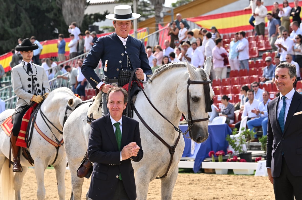 Amador Martín se hace con el primer puesto en el LIII Campeonato de España de Doma Vaquera celebrado en la Real Escuela