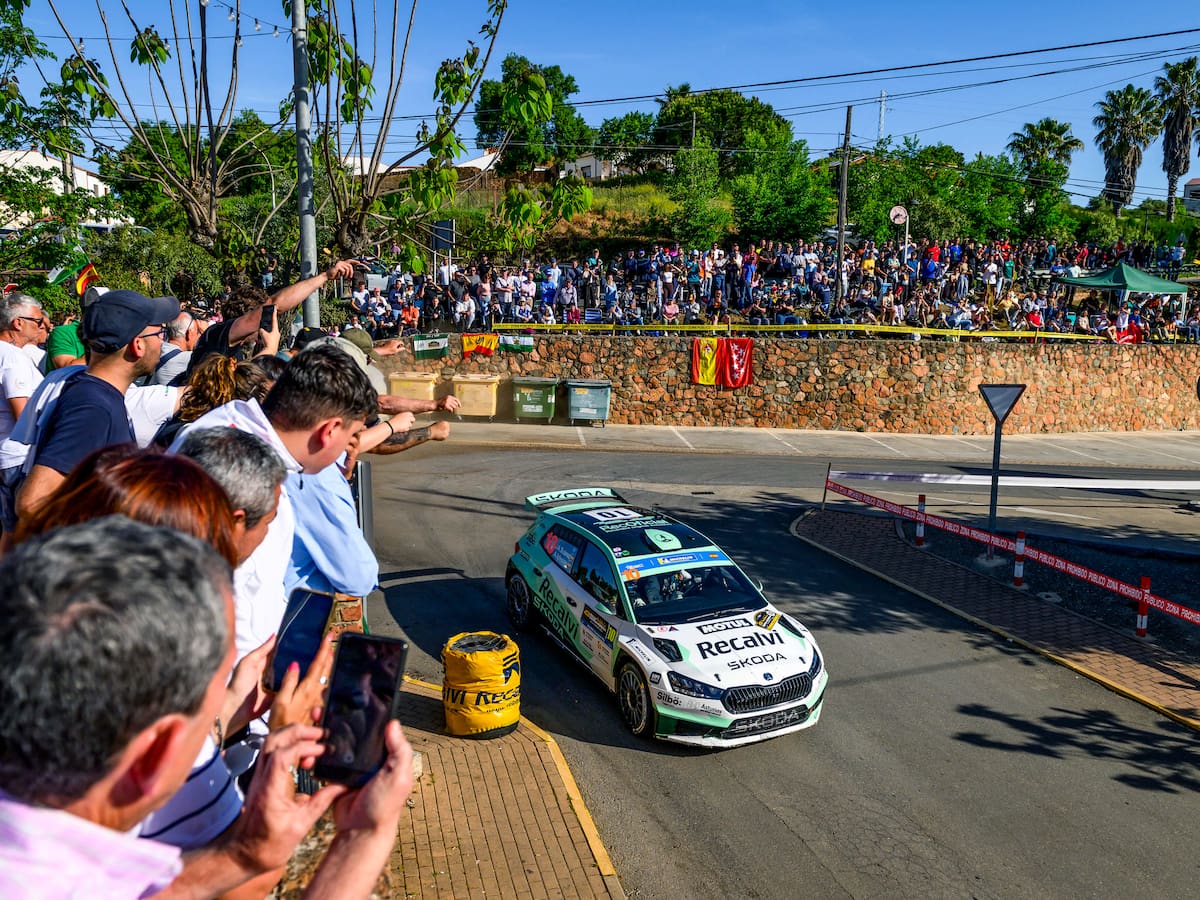 Cohete Suárez y Skoda, supercampeones del Rally Sierra Morena