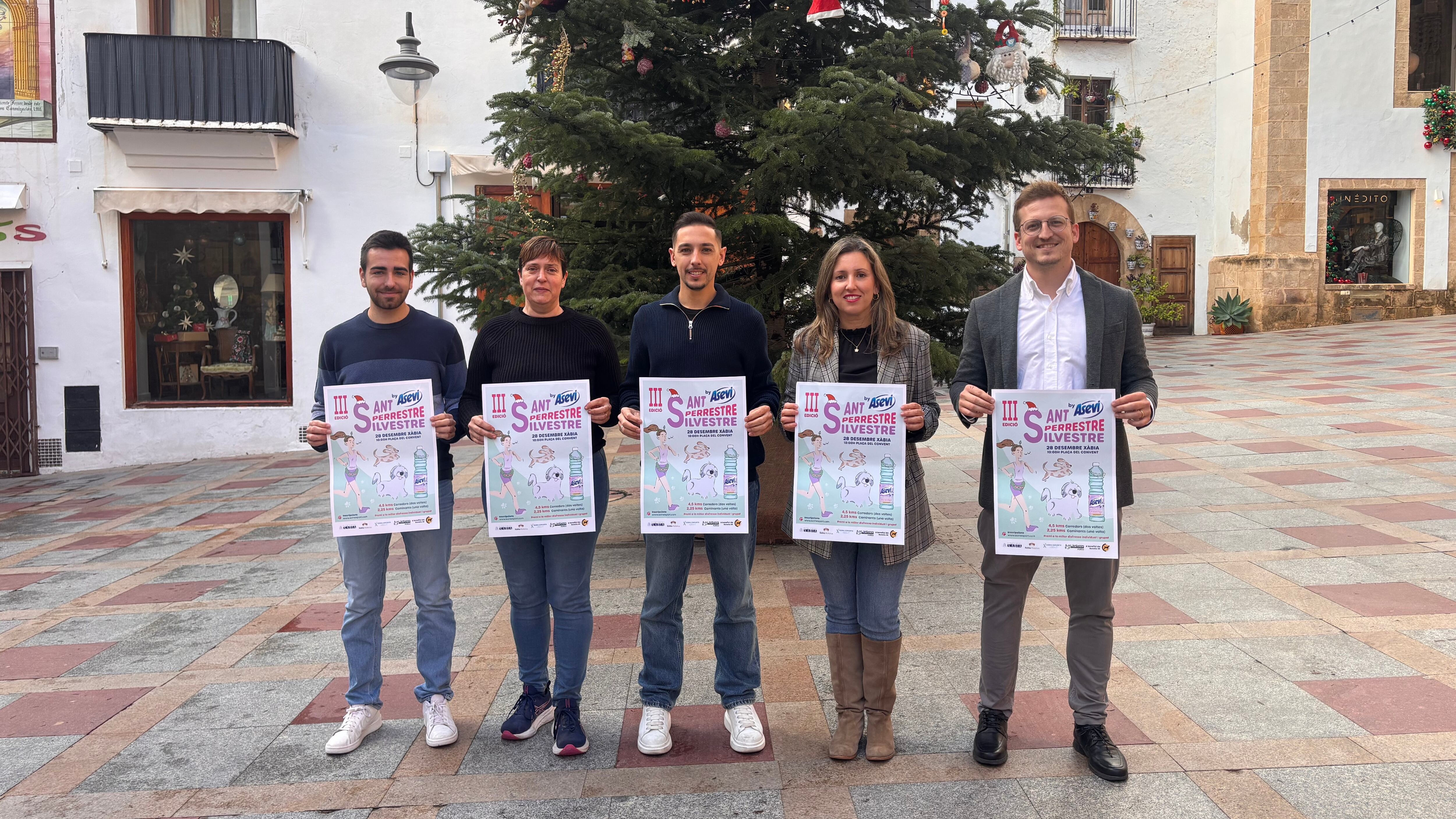 La carrera permite participar tanto a corredores como a perros