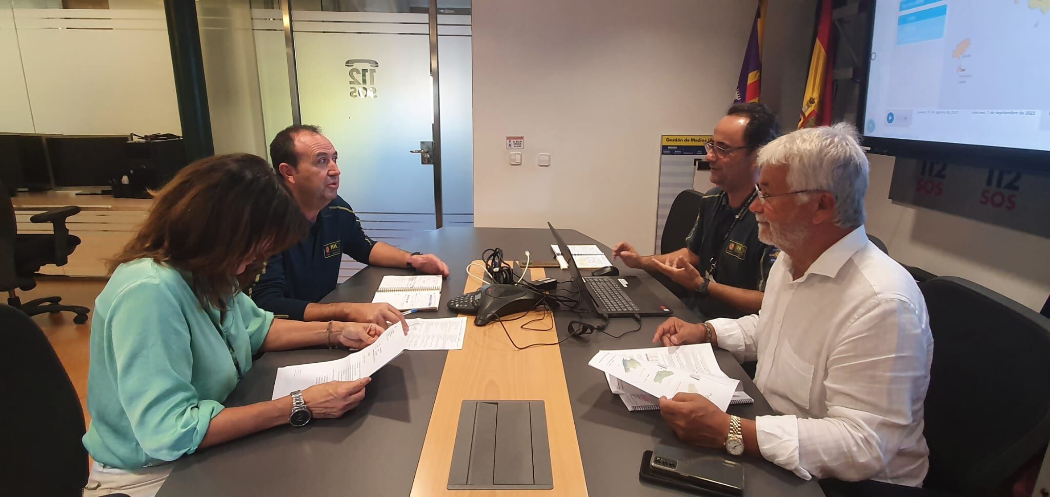 Imagen de la reunión de este jueves de Sebastià Sureda para planificar las actuaciones de este fin de semana