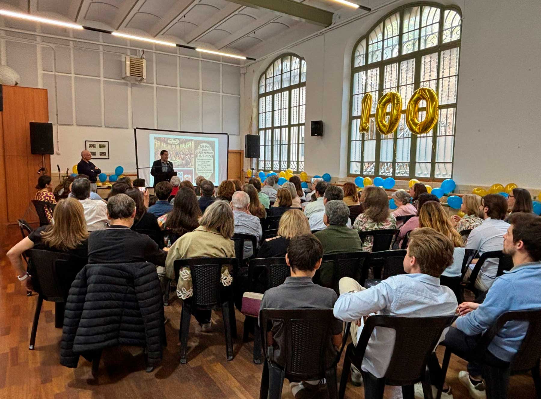 El acto tuvo lugar en el edificio que es actualmente el Conservatorio Joan Cantó