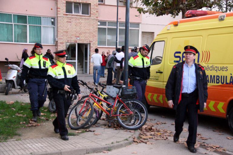 El bloc de pisos on van passar els fets. ACN