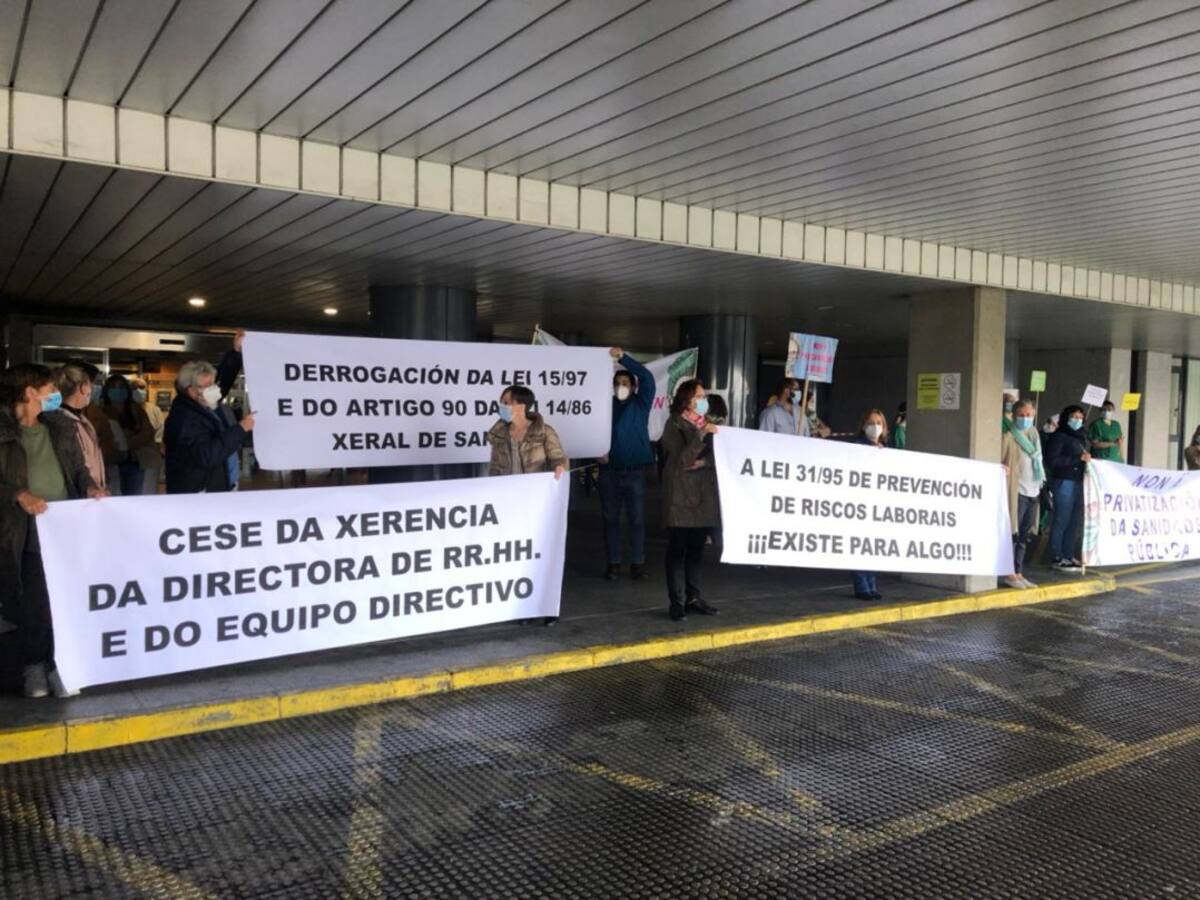 Trabajadores de los hospitales piden el cese de la Gerencia del área sanitaria por incompetentes