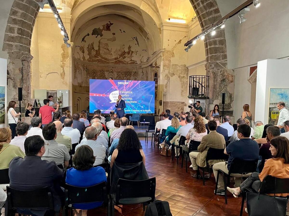 Talavera se encuentra en un buen momento económico: una de las ideas más repetidas en el Conversa de logística