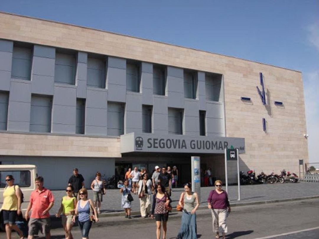 Estación ADIF Segovia Guiomar