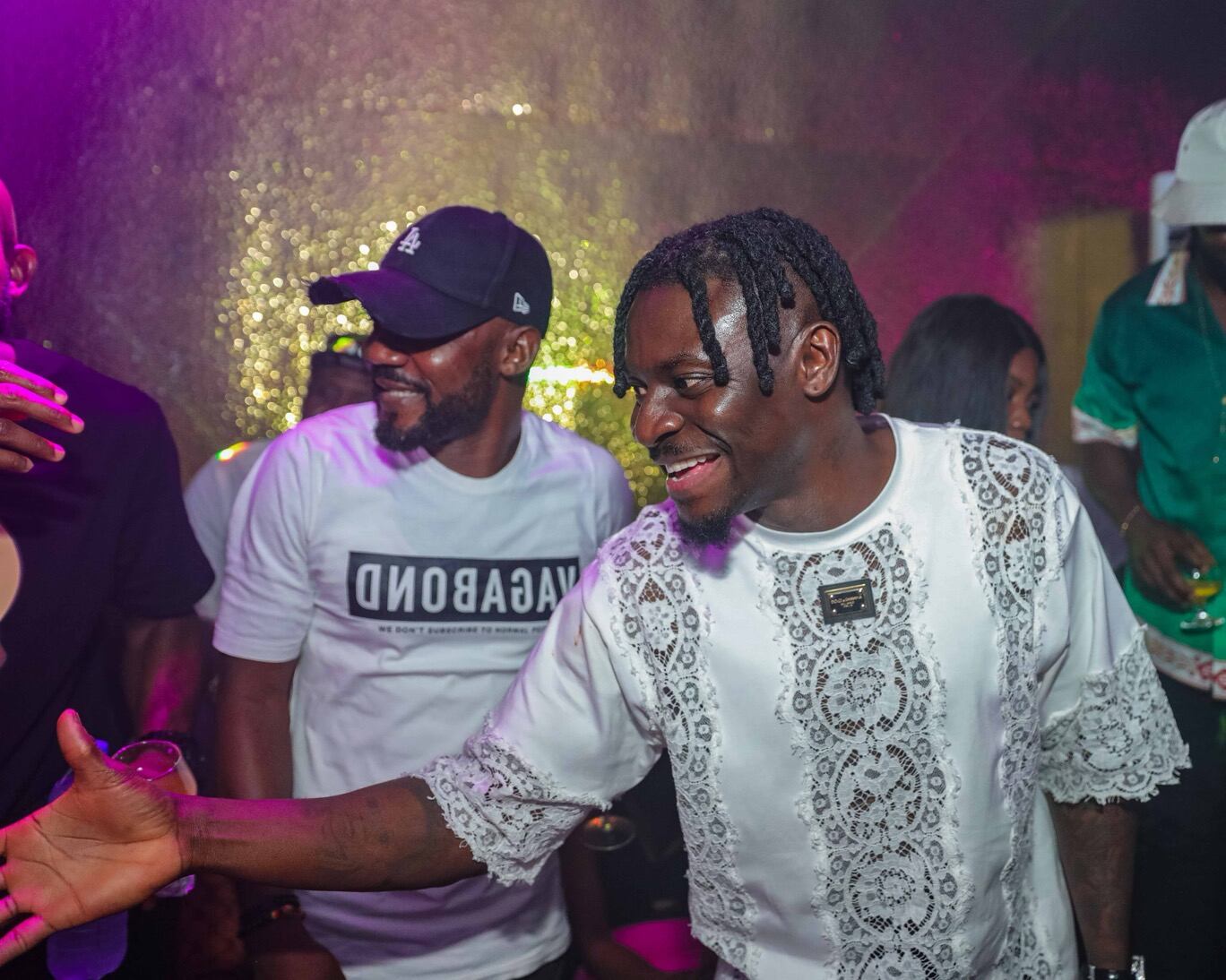 Obafemi Martins, durante una fiesta en su club nocturno