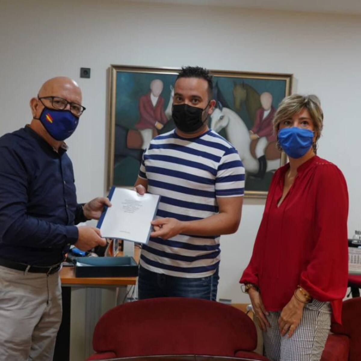 Cartagena quiere declarar las bodas en la playa como una actividad de 'Interés Turístico Local'