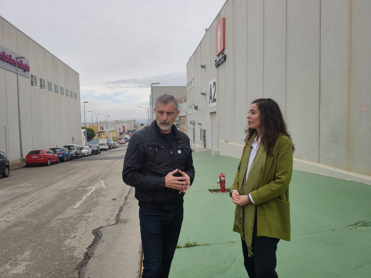 Helena Vidal, la número uno de Más Región- Verdes Equo junto al número 4 de la lista, Óscar Urralburu,