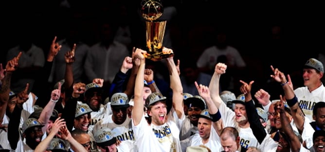 Los Mavericks se proclaman campeones y se vengan en Miami de la derrota y celebración que los Heat protagonizaron en Dallas en 2006