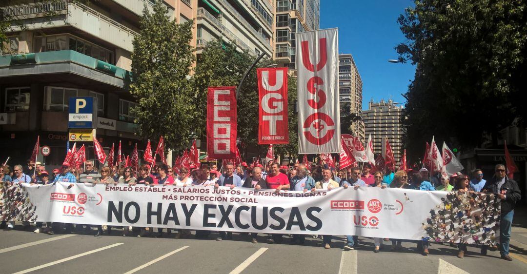 Imagen de la manifiestación del Primero de Mayo de 2017 por las calles de Murcia (Archivo)