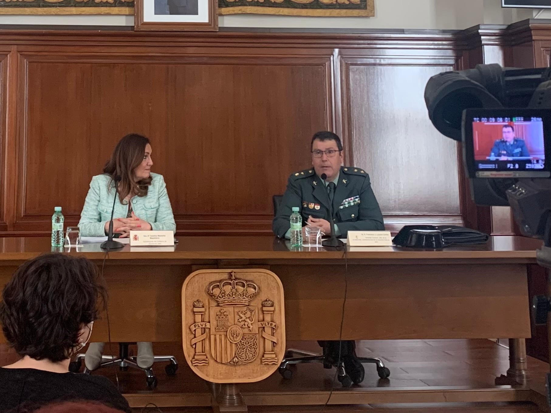 La subdelegada del gobierno, Catalina Madueño, y Francisco José Lozano, jefe de la Comandancia de la Guardia Civil.