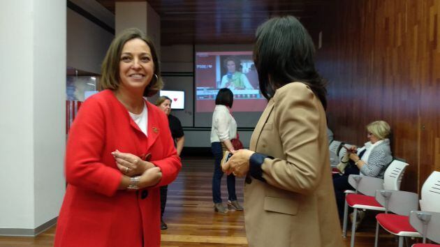 Isabel Ambrosio y Rafi Crespín en la sede del PSOE de Córdoba