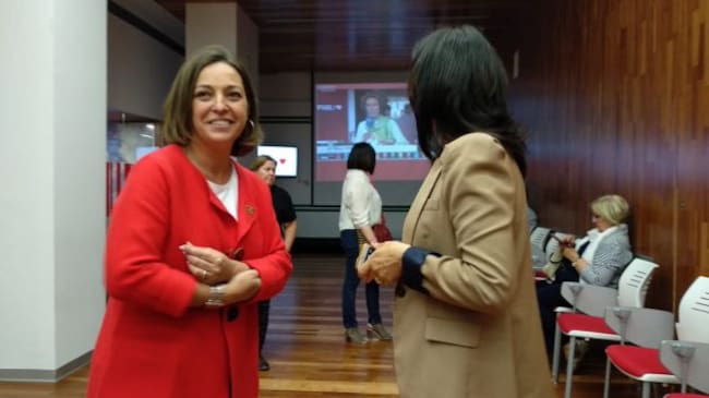 Isabel Ambrosio y Rafi Crespín en la sede del PSOE de Córdoba