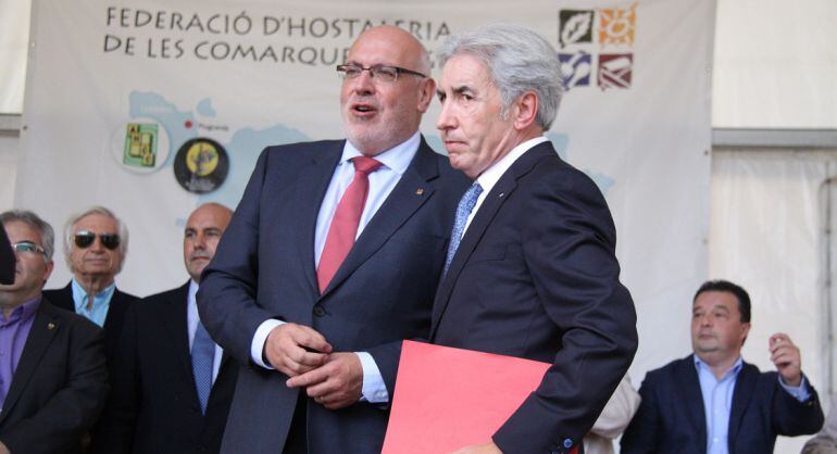 El conseller Baiget i el president de la Federació, Antoni Escudero.