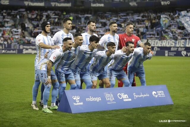 El Málaga volvió a empatar ante el líder el Racing en un gran partido