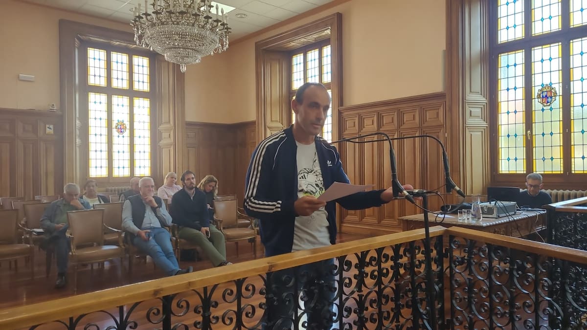 "Señor Polanco, será usted recordado junto a Mario Simón como el alcalde de los puentes y el del salto del carnero en Palencia"