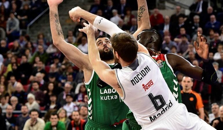 Bourousis volvió a ser el jugador más valorado del partido con 35 puntos.