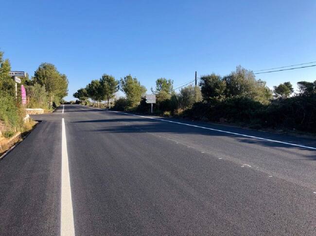Carretera d'accés a Arenal d'en Castell