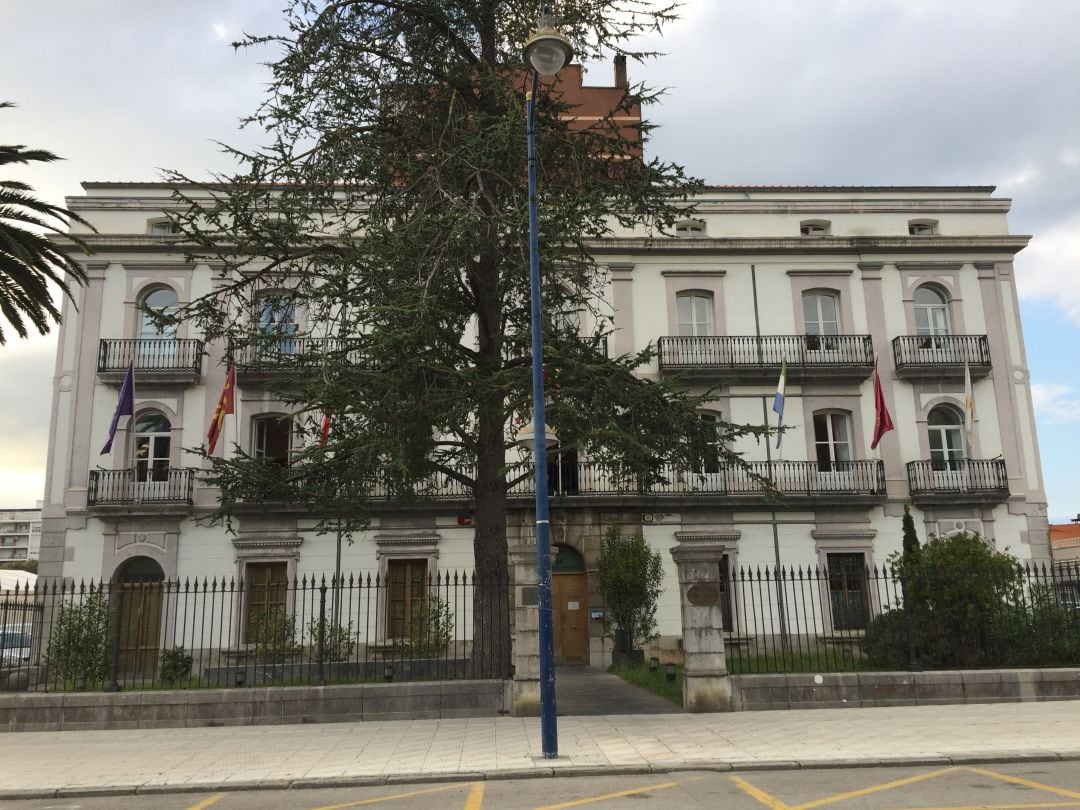 Ayuntamiento de Laredo. 