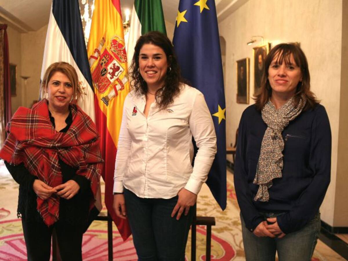 Laura Delgado agradece "el cariño de todos" durante la recepción en el Ayuntamiento