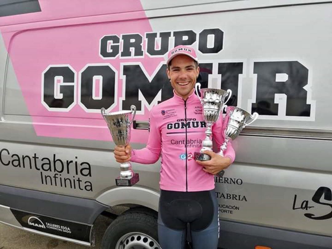 Mario Aparicio, exultante tras su extraordinaria actuación en el Circuito Guadiana de principios de temporada.