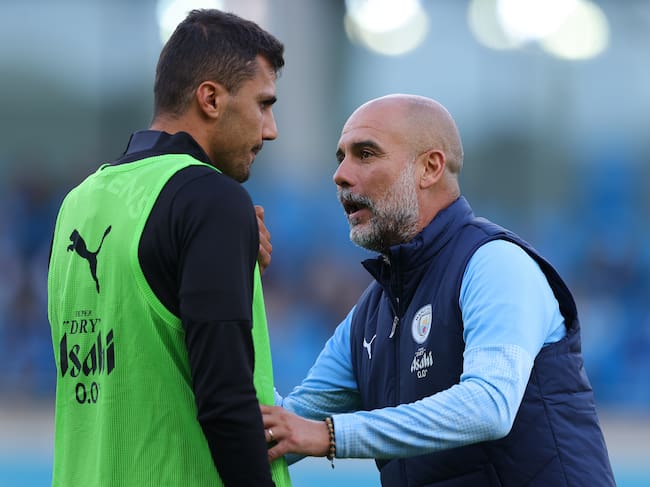Imagen de archivo de Pep Guardiola y Rodri Hernández en un entrenamiento con el Manchester City