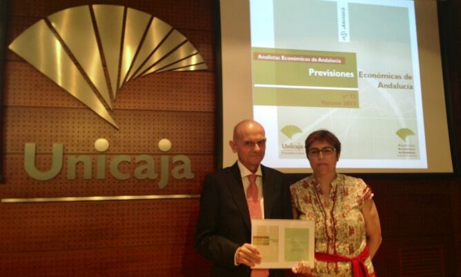 Presentación del último informe económico del grupo Unicaja