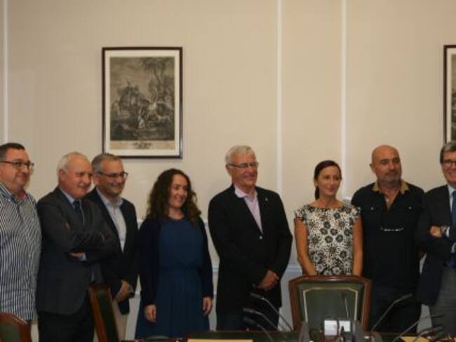 Representantes de todas las instituciones implicadas en la puesta en marcha del Museu de la Mar. De izquierda a derecha Vicent Llorens (Consorcio), Albert Girona (Conselleria Cultura). Josep Vicent Boira (Conselleria Vertebración Territorio), Gloria Tello