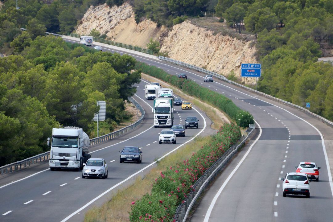 Autopista AP-7 a l'altura de l'Ametlla de Mar.