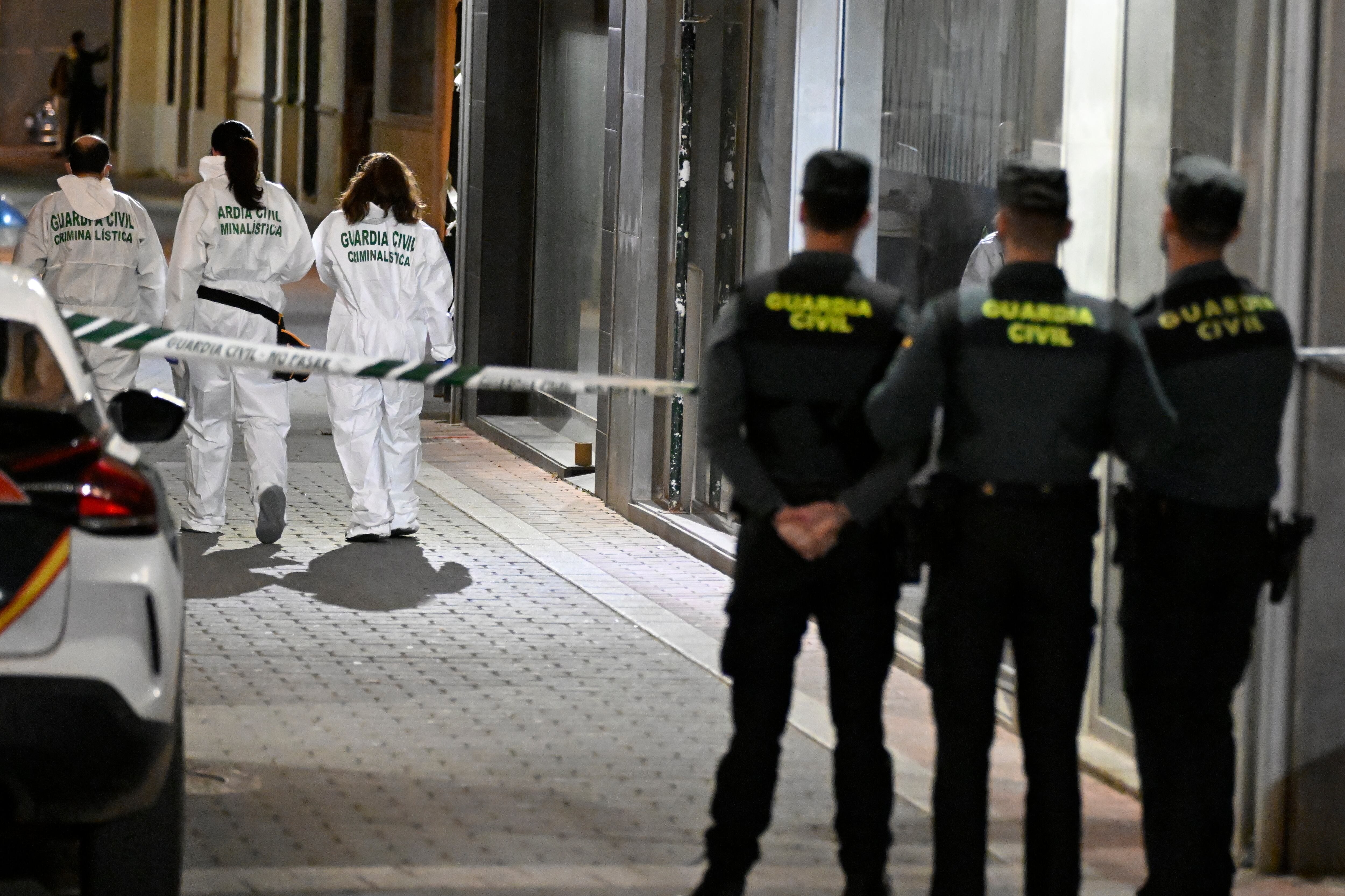 La Guardia Civil investiga la muerte violenta de una mujer y su hija, una niña de 12 años, cuyos cuerpos han sido hallados este martes en una vivienda del municipio castellonense de Xilxes.