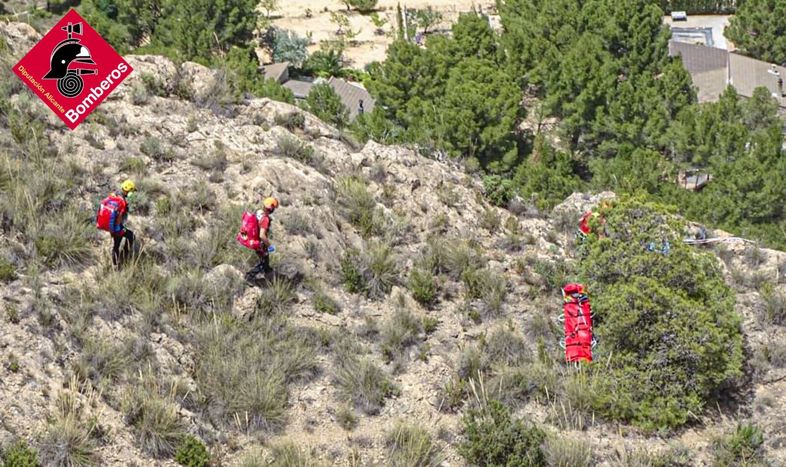 Han localizado, en primer lugar el parapente, y unos metros más adelante el paracaídas con el accidentado